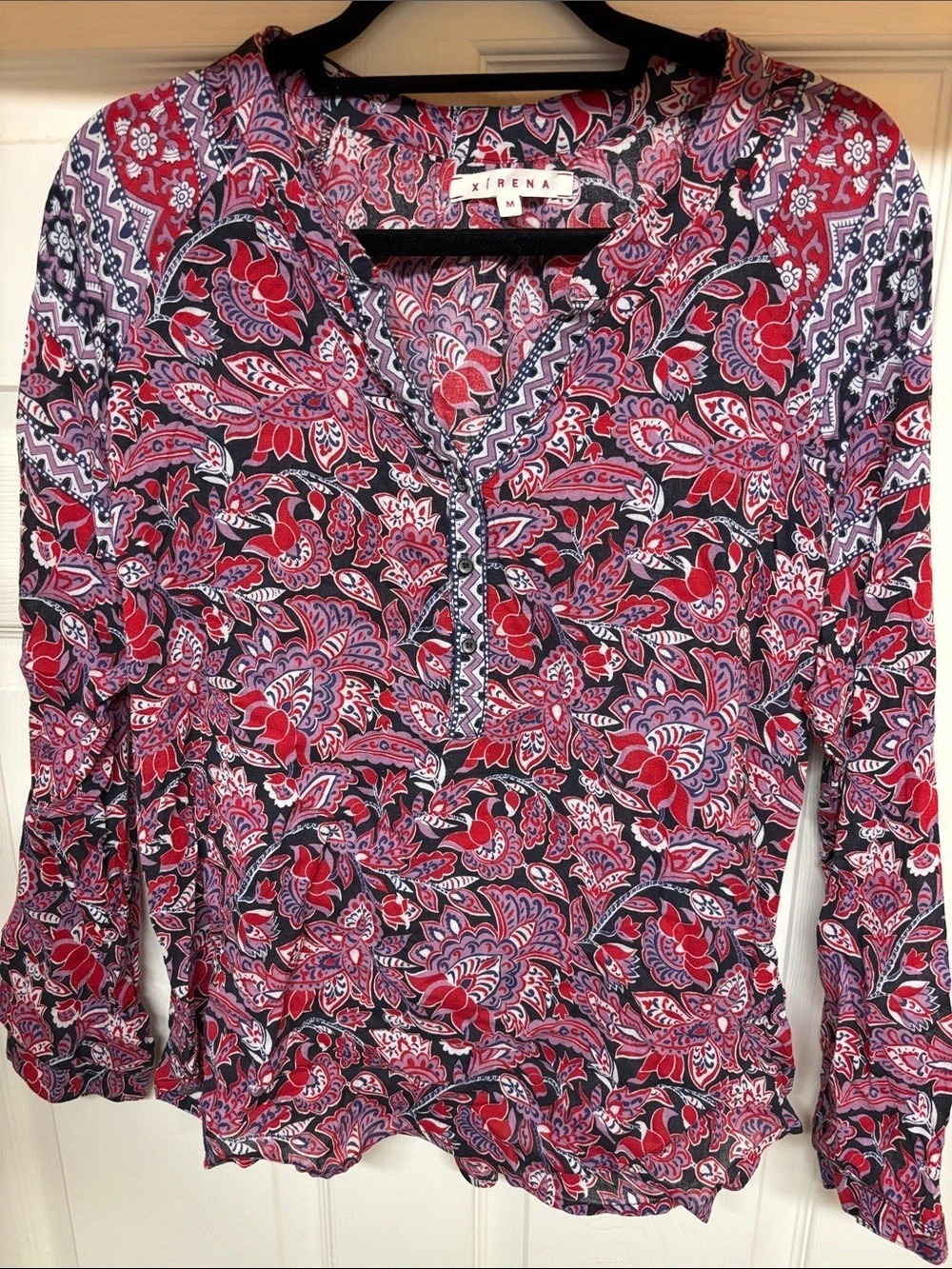 Xirena Paisley Blouse in Red & Navy Size Medium Like New